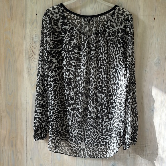 Ana Sheer Leopard Blouse Size M - Picture 2 of 9